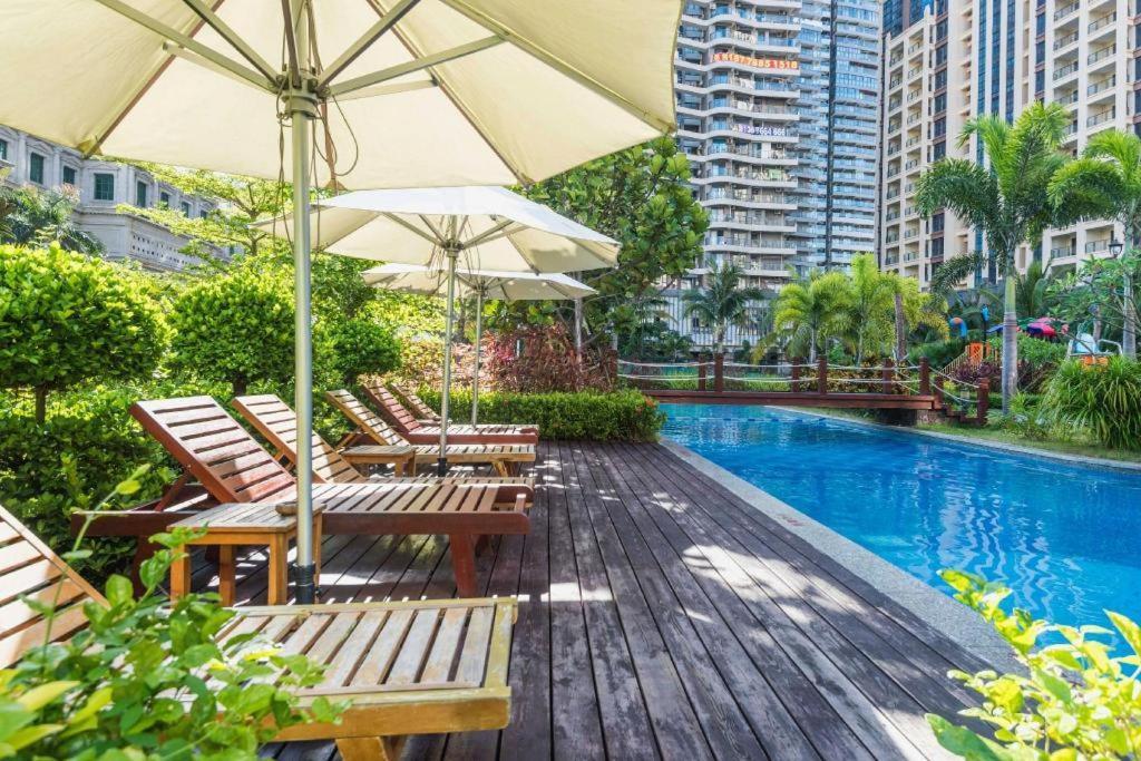 Sanya Shanghai Huating Boutique Resort Hotel Bagian luar foto