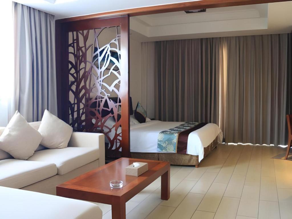 Sanya Shanghai Huating Boutique Resort Hotel Bagian luar foto