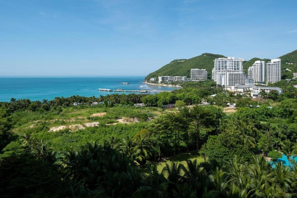 Sanya Shanghai Huating Boutique Resort Hotel Bagian luar foto